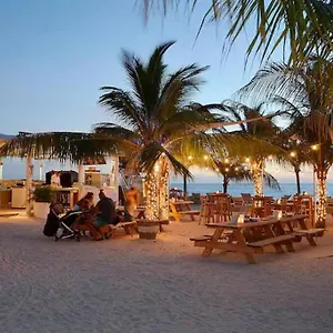 Spacious Minutes From The Beach Appartement